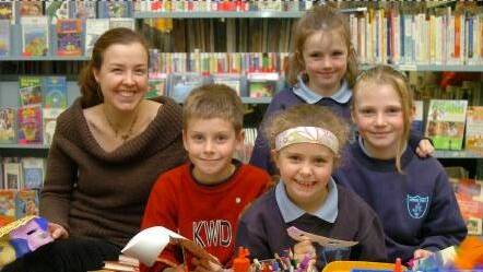 2005 - Book Buzz Workshop Wendouree Branch Library: Ballarat Youth Services librarian Kirsty Anderson, Ryan Norman, Caitlin Norman, Annaliese Cosgriff, and Madeleine Cosgriff.