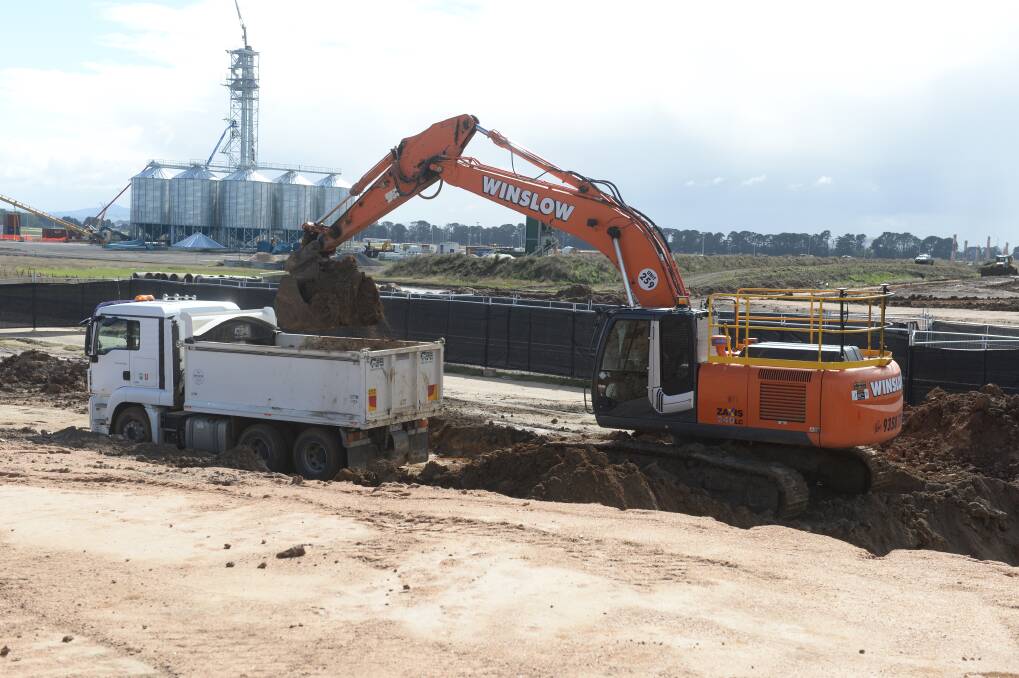 Construction on a major bridge is underway for the Ballarat Link Road project.