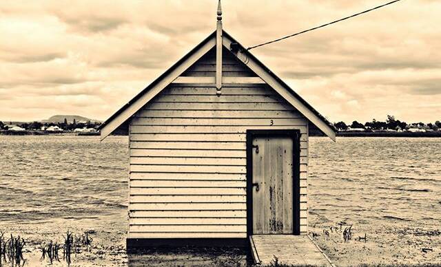@big_bad_bobby: Another Lake Wendouree Boathouse. #ballarat #lakewendouree