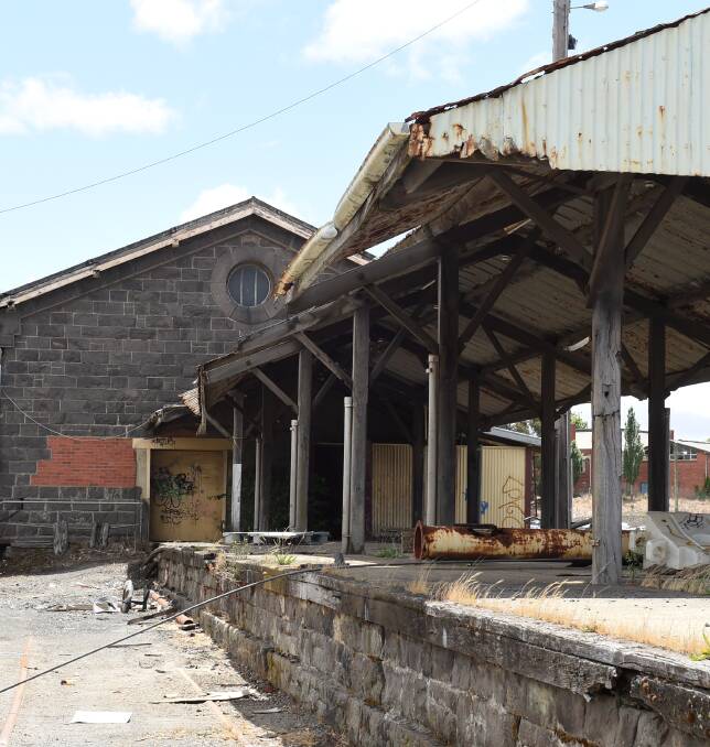 REVAMP: The dilapidated goods shed will undergo a major refurbishment as part of the plan for the project. Picture: Lachlan Bence.