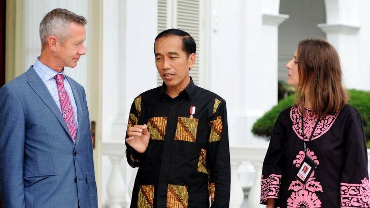 Indonesian President Joko Widodo being interviewed by Fairfax journalists Jewel Topsfield and Peter Hartcher at the presidential palace in Jakarta in November 2016. A visit planned at that time was cancelled due to unrest in the Indonesian capital. Photo: Jefri Tarigan