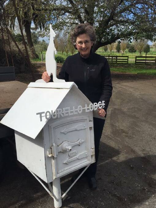 Family reunited with famous, stolen letterbox