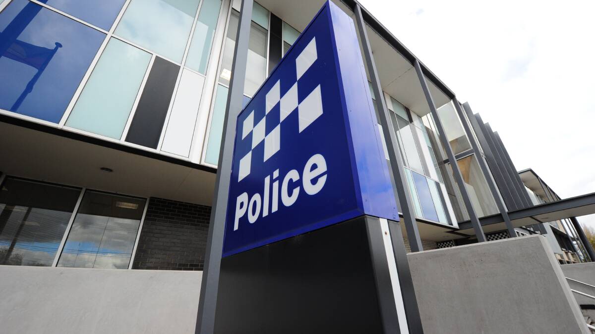 Shirtless thugs launch attack along Ballarat East street