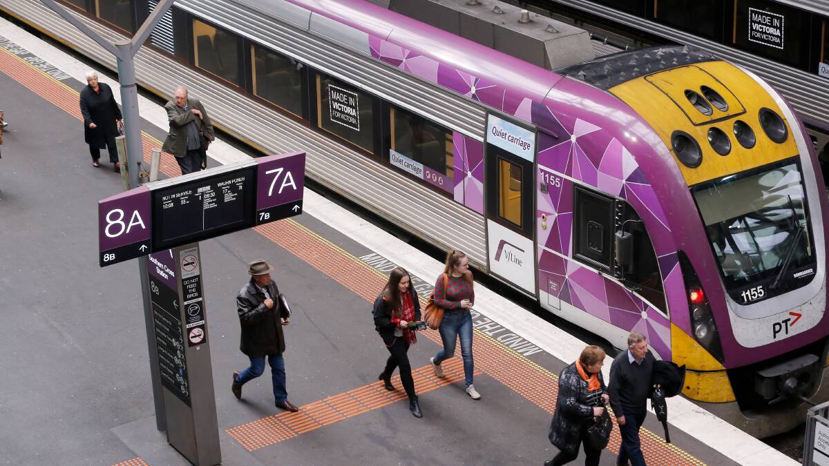 Ballarat trains not arriving on time: V/Line