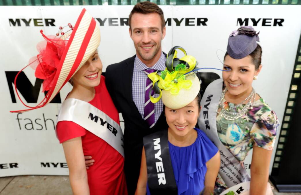 Model and television personality Kris Smith was a fashion ambassador for Ballarat Cup in 2012. Fashions returned in 2023 after a pandemic hiatus. 