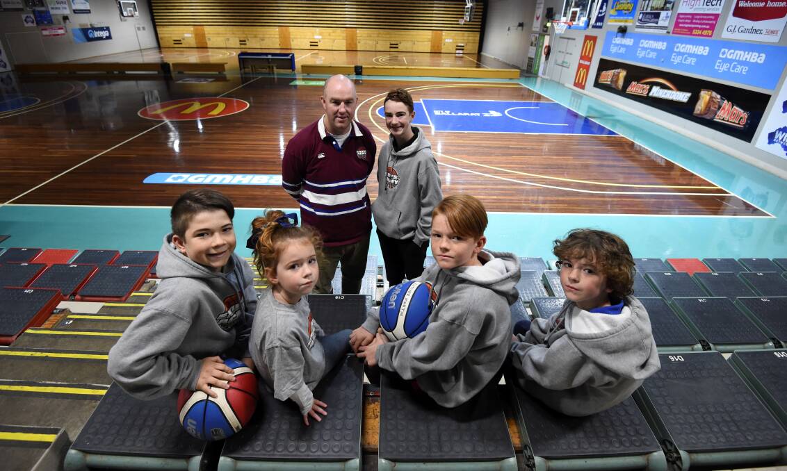 JUGGLE: Lincoln Martin,who plays and coaches basketball, is busy between courts with  children Fletcher (aged 13), Isaac (12), Poppy Martin (5), Hunter Martin (10) and Archer (7). Picture: Lachlan Bence