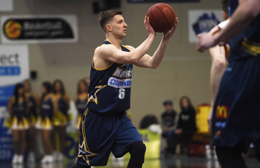 In control: Ash Constable played a crucial role in the Ballarat Miners' big win over the Canberra Gunners on Sunday afternoon.  Picture: Luka Kauzlaric. 