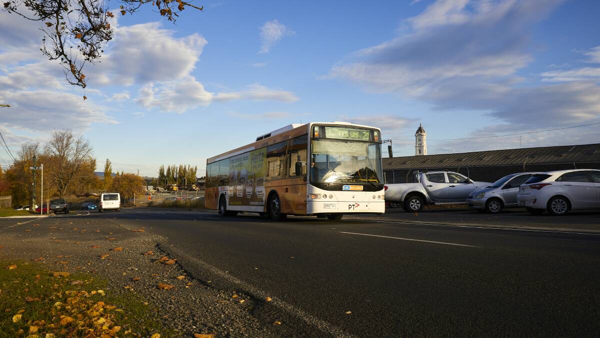 A local bus travels along Nolan Street.  Picture: Luka Kauzlaric. 