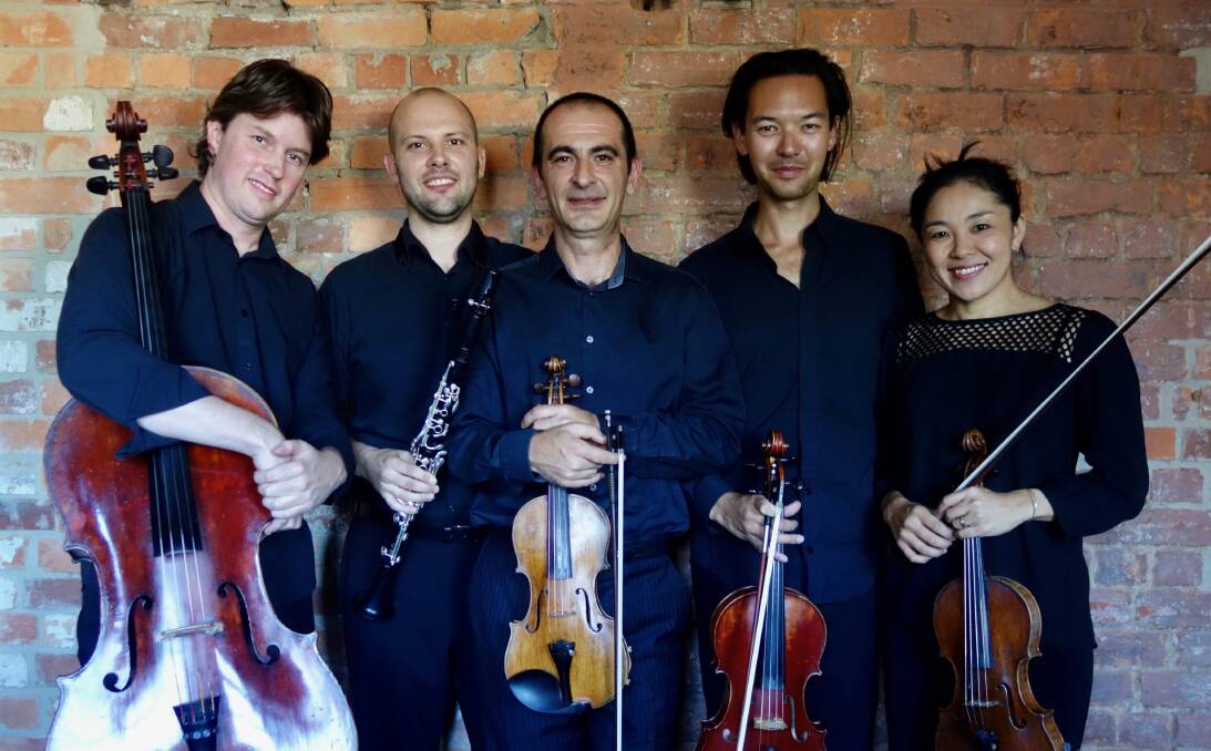 Omega Ensemble: Catalin Ungureanu (violin), Airena Nakamura (violin), Neil Thompson, (viola), Paul Stender (cello) and David Rowden (clarinet)

