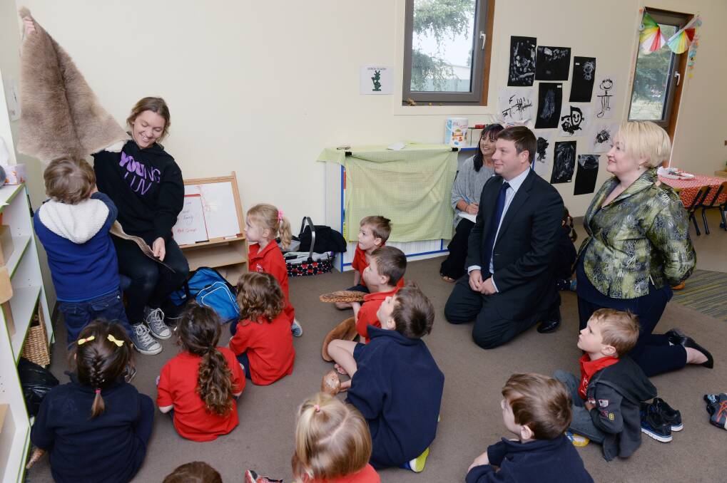 It's back to school for Opposition Education Spokesman Tim Smith and Ripon Mp Louise Staley who have announced a new school for Miners Rest if Liberals are elected. Picture: Kate Healy