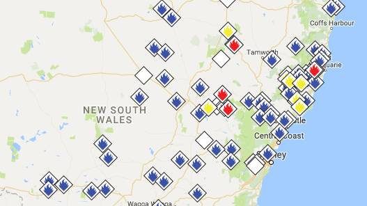 NSW heatwave: Fires threaten towns | video