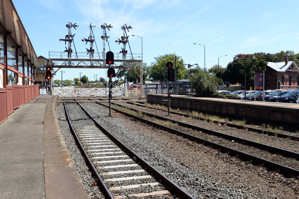 Full duplication of the Ballarat rail line remains a top priority.