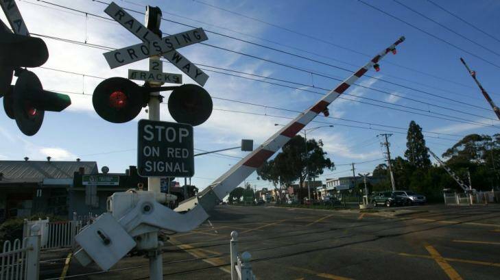 Labor has promised to remove 50 level crossings if it wins November’s state poll. Photo: Michael Clayton-Jones