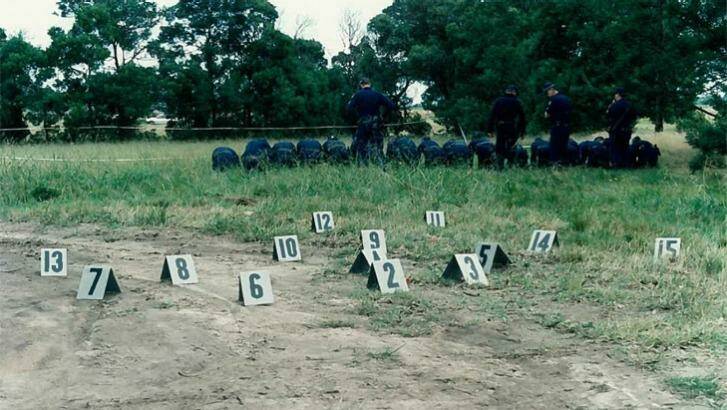 Police search the Police Paddocks Reserve in Dandenong where the body of murdered taxi driver Emanuel Sapountzakis was found on March 2, 1993.  Photo: supplied