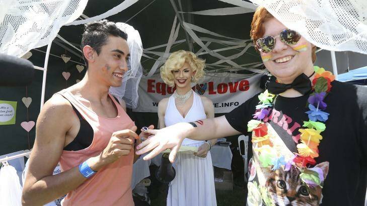 Marilyn Monroe watched couples say "I do" at the Midsumma Carnival. Photo: Meredith O'Shea
