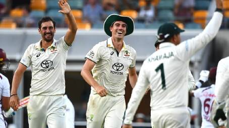 Australia have climbed back on top of the Test cricket rankings. (Jono Searle/AAP PHOTOS)