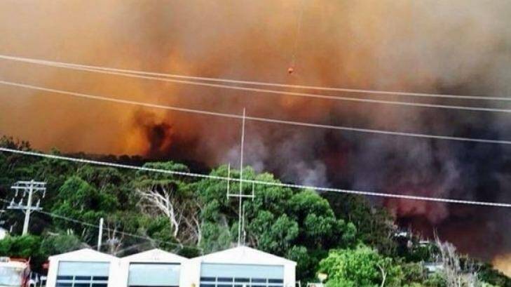 The Wye River fire on Christmas Day 2015. Photo: tyrorogers_14