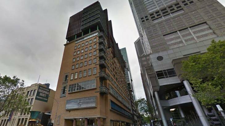 The Hero Apartments on Russell Street. It's high-rise extension is a darker colour. Photo: Google Maps