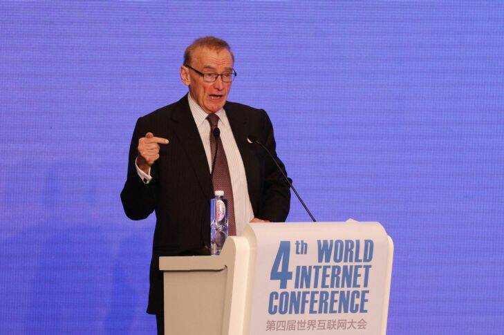 Bob Carr, Australian former foreign minister, and the director of Australia-China Relations Institute(ACRI) at University of Technology, Sydney(UTS) delivering a speech on the social impact of the internet at a sidleline forum of the 4th World Internet Conference in Wuzhne Town, Zhejiang Province of China on December 4, 2017. 4th World Internet Conference. Photo:?? Sanghee Liu