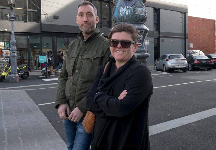 MELBOURNE ,AUSTRALIA 20 AUGUST 2017: Photo of Patsy mullen and Mike Conolly  in Brunswick st on Sunday 20 August 2017. PHOTO LUIS ENRIQUE ASCUI