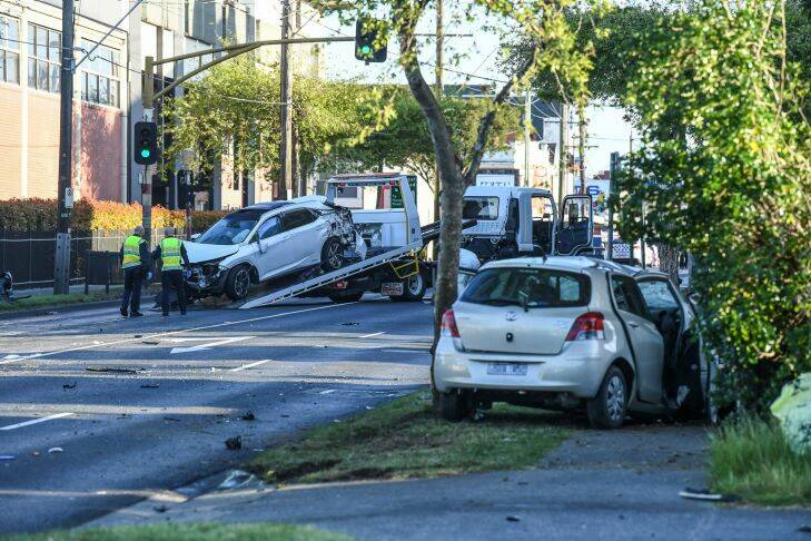 The Age, News, 10/10/2017, Photo by Justin McManus. Fatal hit and run car crash in Oakleigh involving a stolen car.