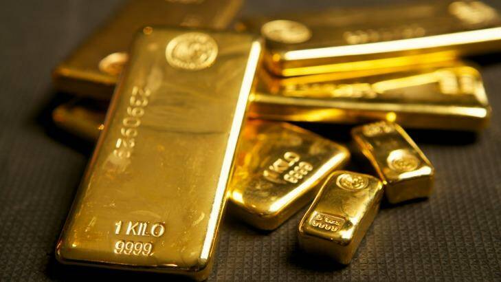 The strengthening US economy has helped send gold prices below $US1200 per ounce. Photo: Eddie Jim