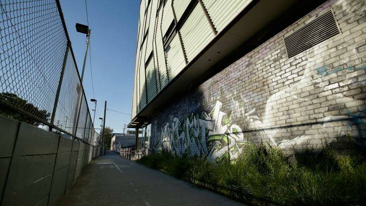 The laneway near Anstey train station in Brunswick where the alleged attempted rape took place. Photo: Darrian Traynor