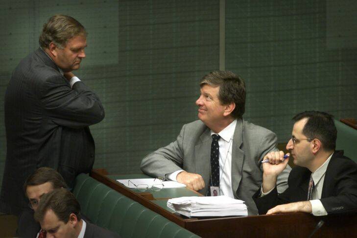 SPECIAL ADVISORS Fairfax.NEWS.Canberra.....The Leader of the Opposition Kim Beazley consults with his advisors.....from right....Senior Advisor Michael Pezzullo and Chief of Staff Michael Costello during question time this afternoon in the House of Representatives Thursday 30 November 2000.Picture by Mike Bowers/mpb001130.002.004.jpg