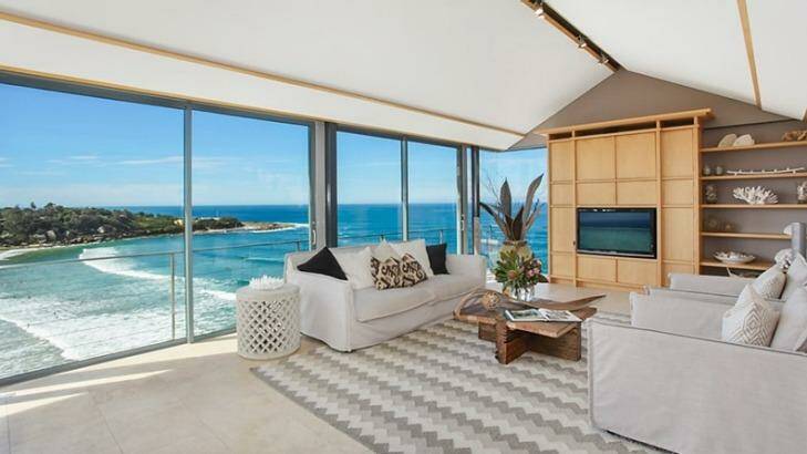 This house at 17A Crown Road, Queenscliff sold prior to auction on Friday night for $3.75 million.