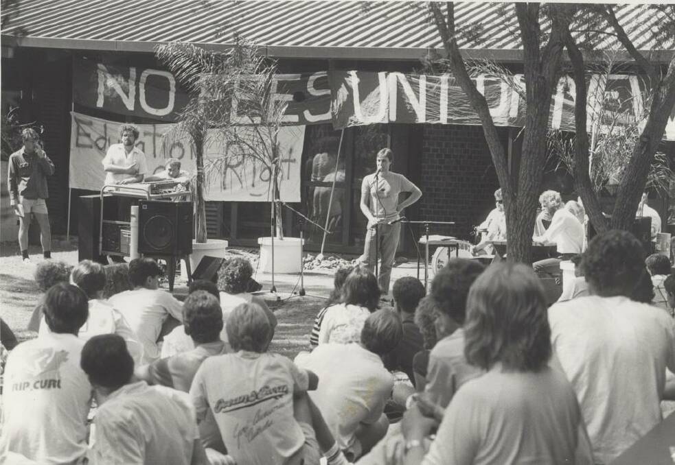 A no-fees protest at the University of Newcastle in 1988.