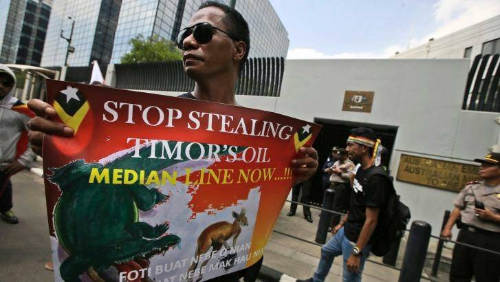 A protester during a rally last year outside the Australian Embassy in Jakarta, as dozens of people show their support to East Timor in the dispute over oil and gas revenue-sharing with Australia. Photo: Dita Alangkara