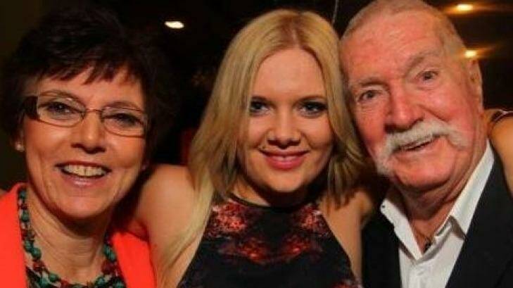 Tanami Nayler with her mum Vivien and dad Don on the night of her 21st birthday. Photo: Facebook