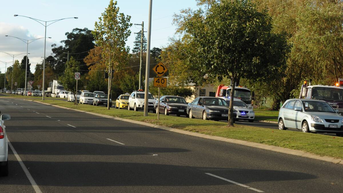 The speed limit will be reduced to ^0km/h along Gillies Street between Howitt and Sturt Streets.