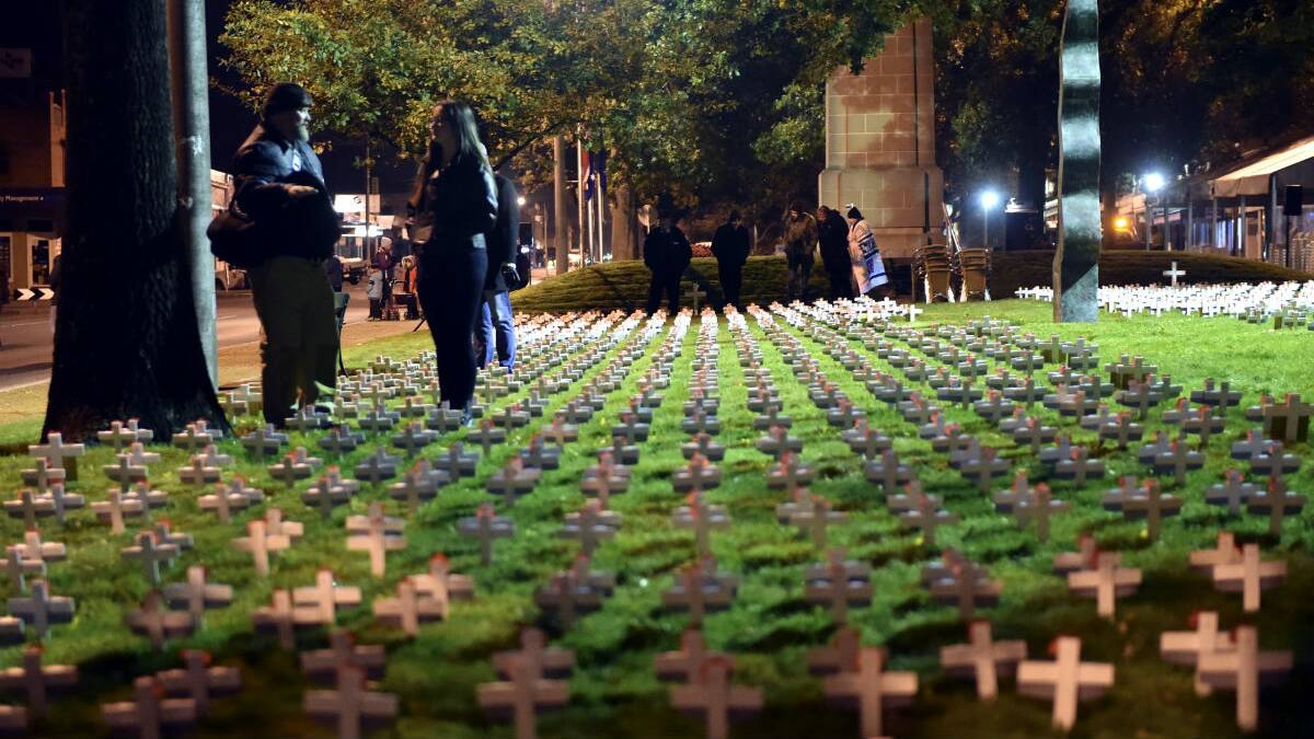 Thousands of people turned out for the Anzac Day dawn service. PICTURE: JEREMY BANNISTER