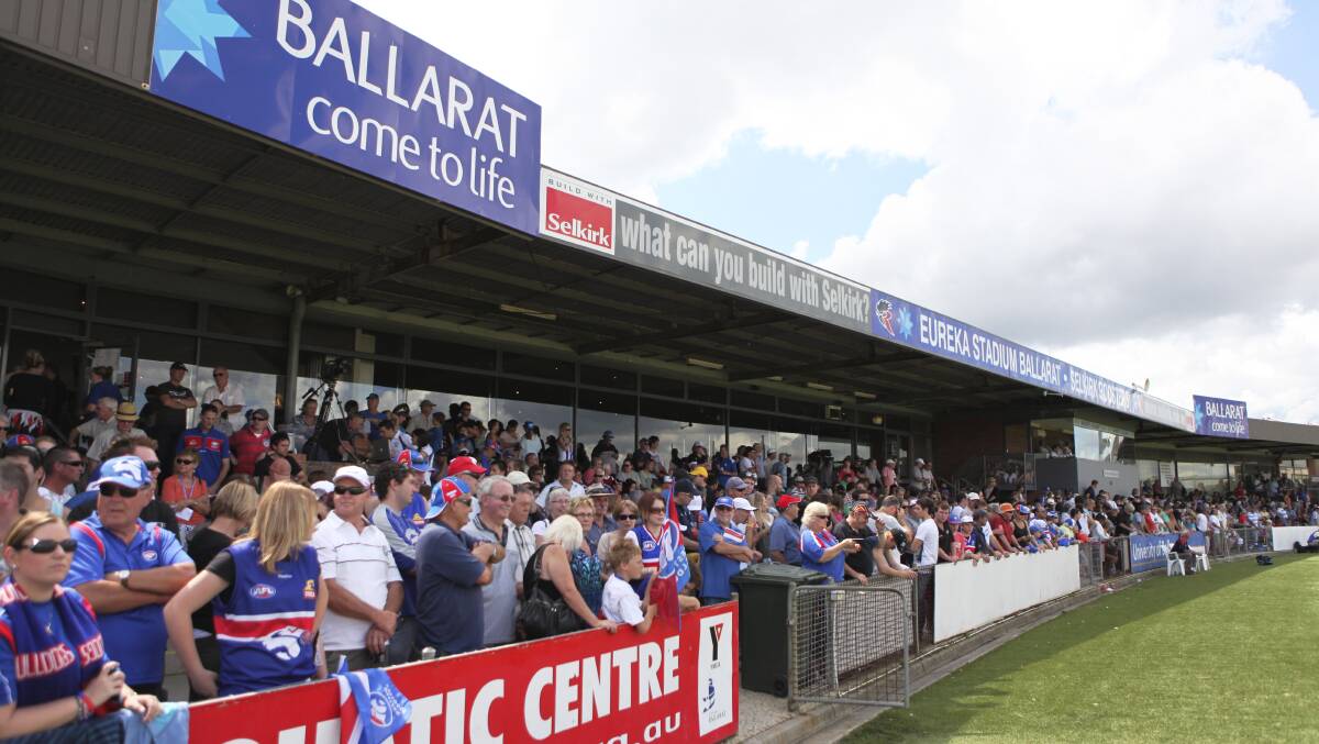 Football fans will to flock to an AFL match in Ballarat no matter which teams are playing. PICTURE: ADAM TRAFFORD