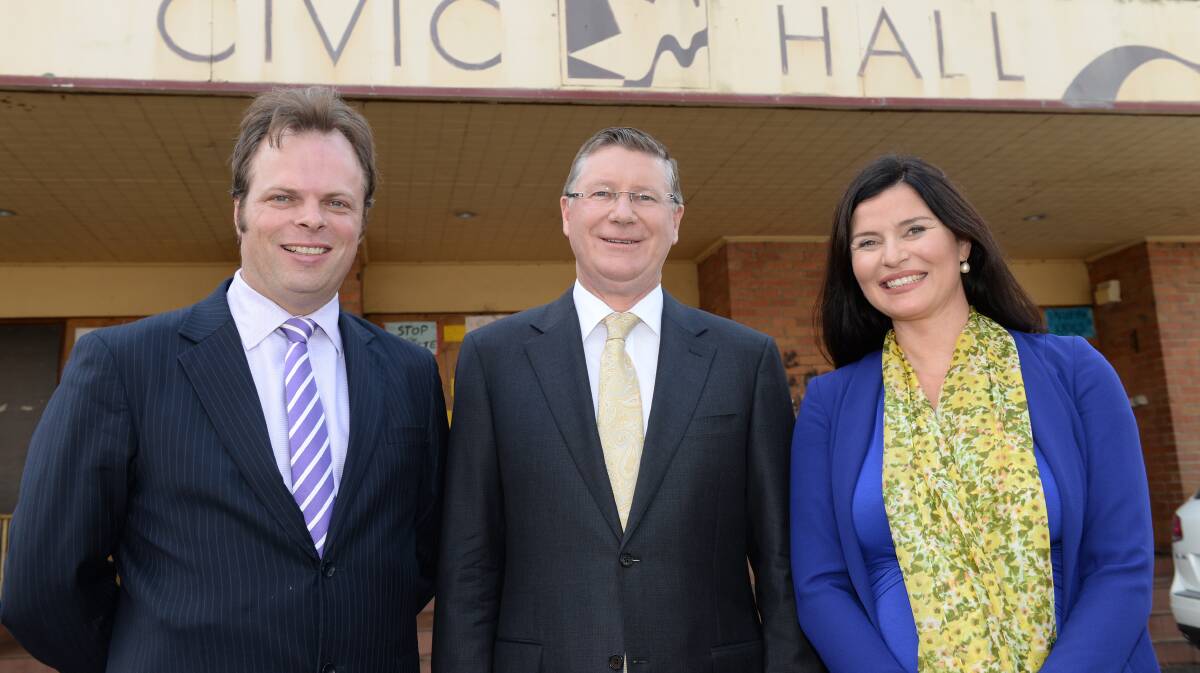David O'Brien, Premier Denis Napthine and Sonia Smith visited Ballarat at the weekend to announce a proposal to relocate VicRoads' headquarters to Ballarat.