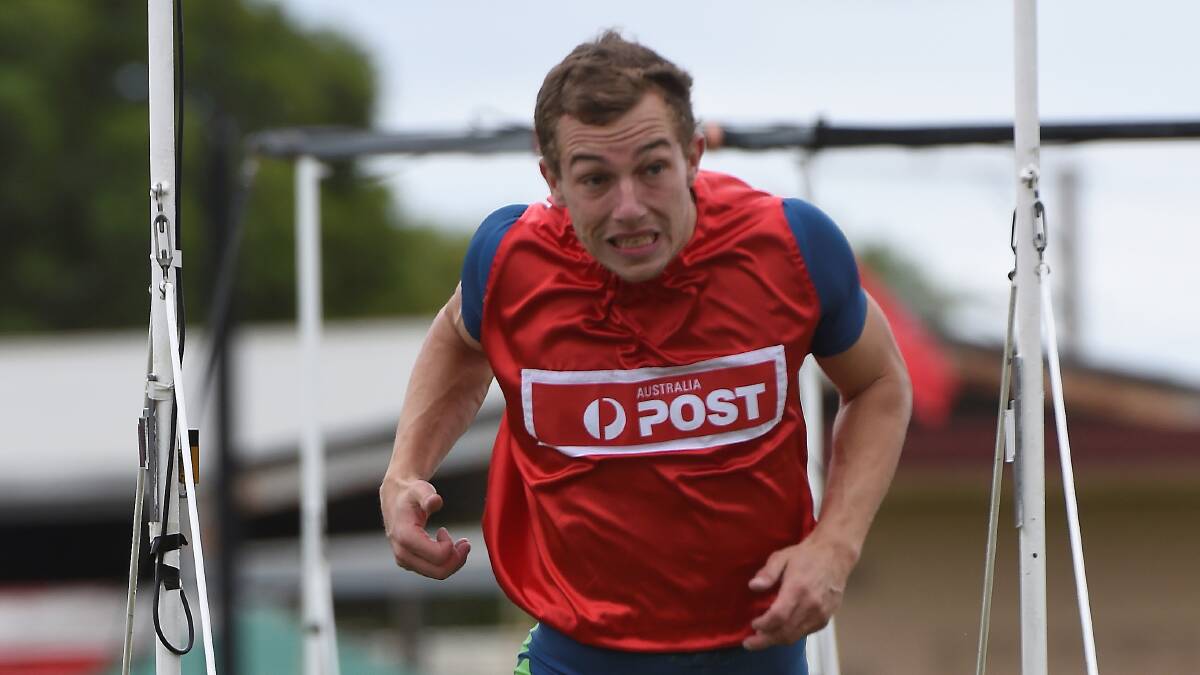 Joel Bee running at the Stawell Gift earlier this month.