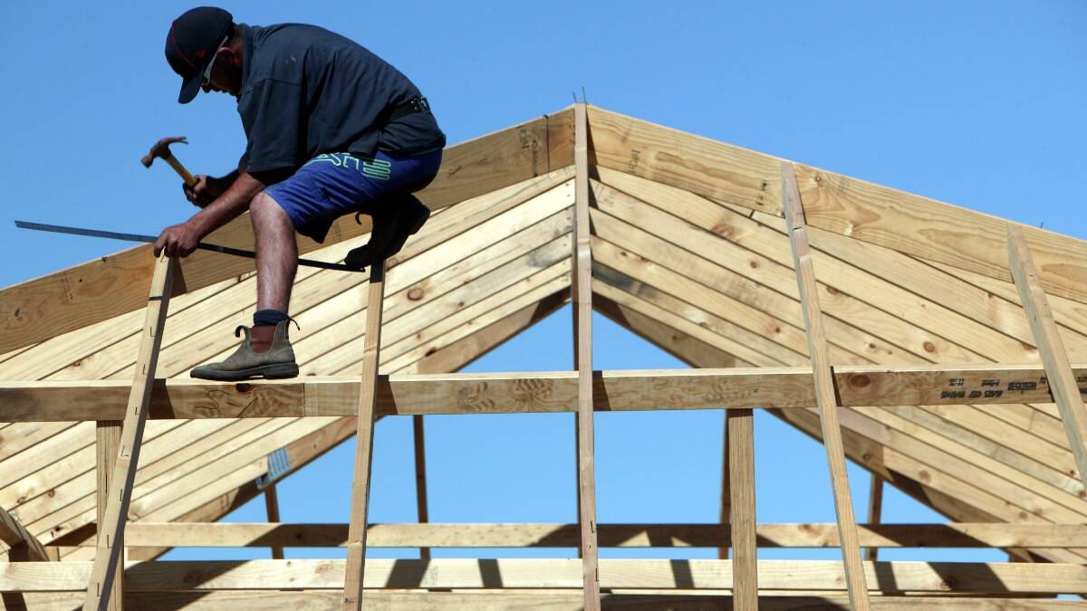 Ballarat tradesmen, including carpenters, painters and builders, are being targeted by thieves.
