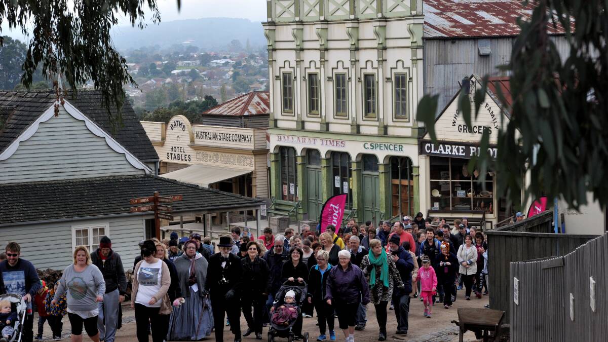 A large gathering took part in the third annual Make Cancer History Walk around the grounds of Sovereign Hill on Sunday. The walkers raised money for the Fiona Elsey Cancer Research Institute. PICTURE: JEREMY BANNISTER
