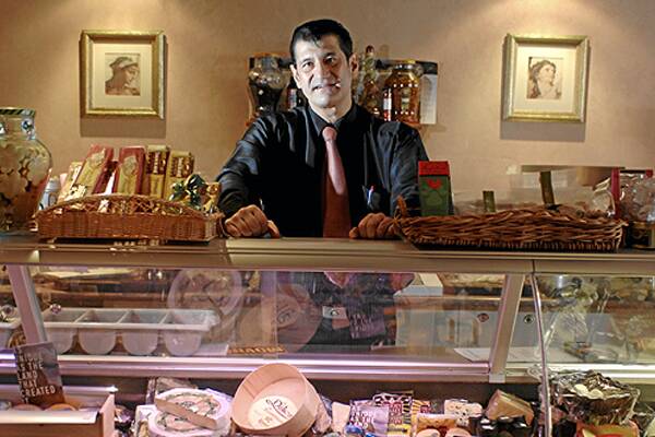 Ballarat restaurateur and identity Nick Marios pictured at his successful cafe-delicatessen The Olive Grove in 2008.