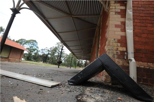 DERELICT STATE: The government says it would be too expensive to upgrade the existing Creswick Railway Station. Picture: Andrew Kelly