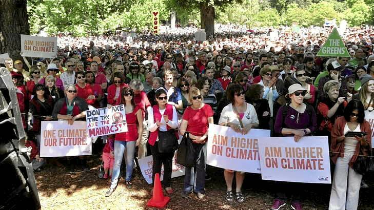 Thousands attend a climate change rally at Treasury Gardens. Photo: Joe Armao