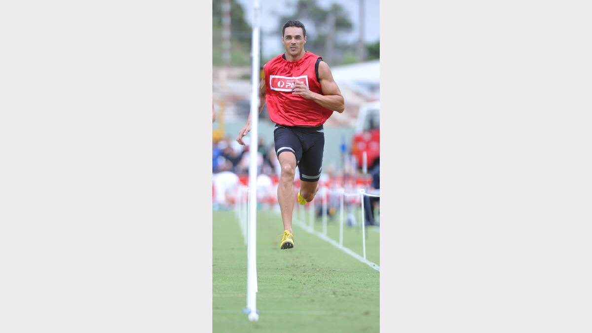 Stawell Gift Heats.Joshua Ross. PICTURE: LACHLAN BENCE