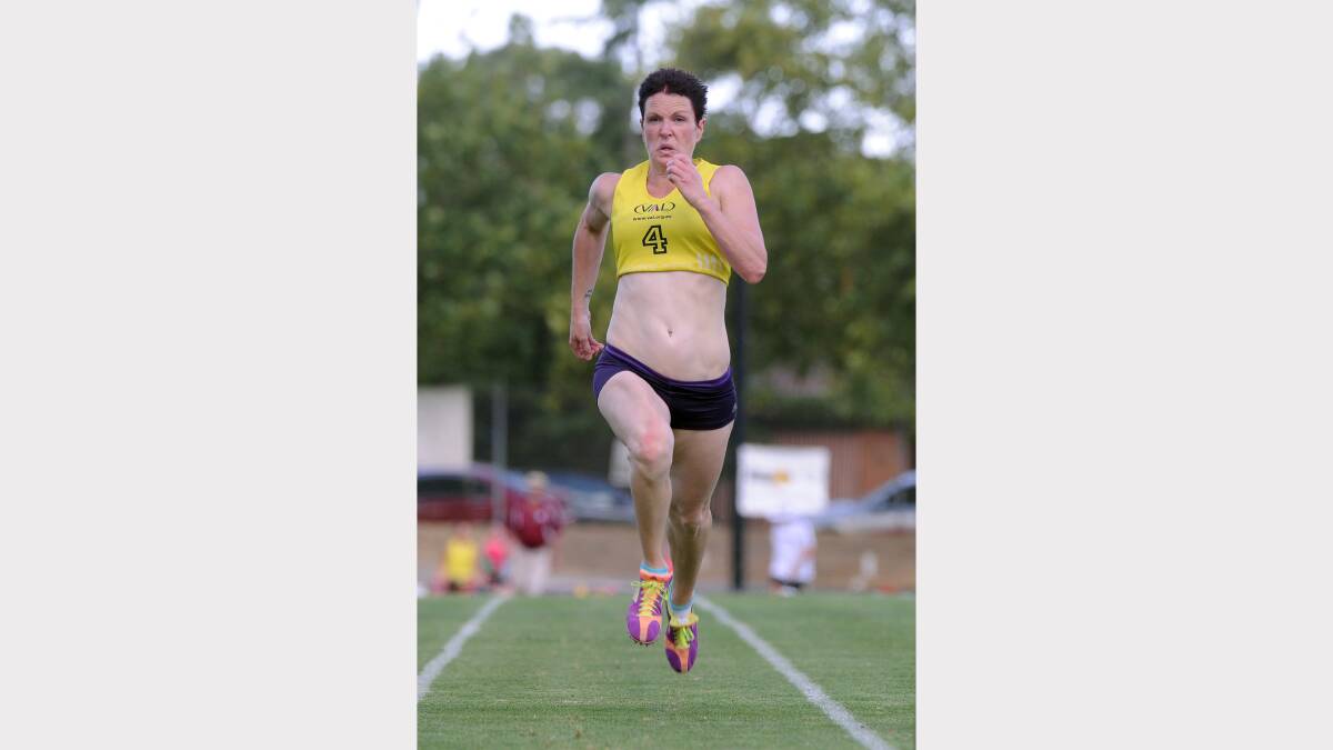 Jacqueline McCann in the Heat 2 Womens 120m Gift. Picture: Justin Whitelock 