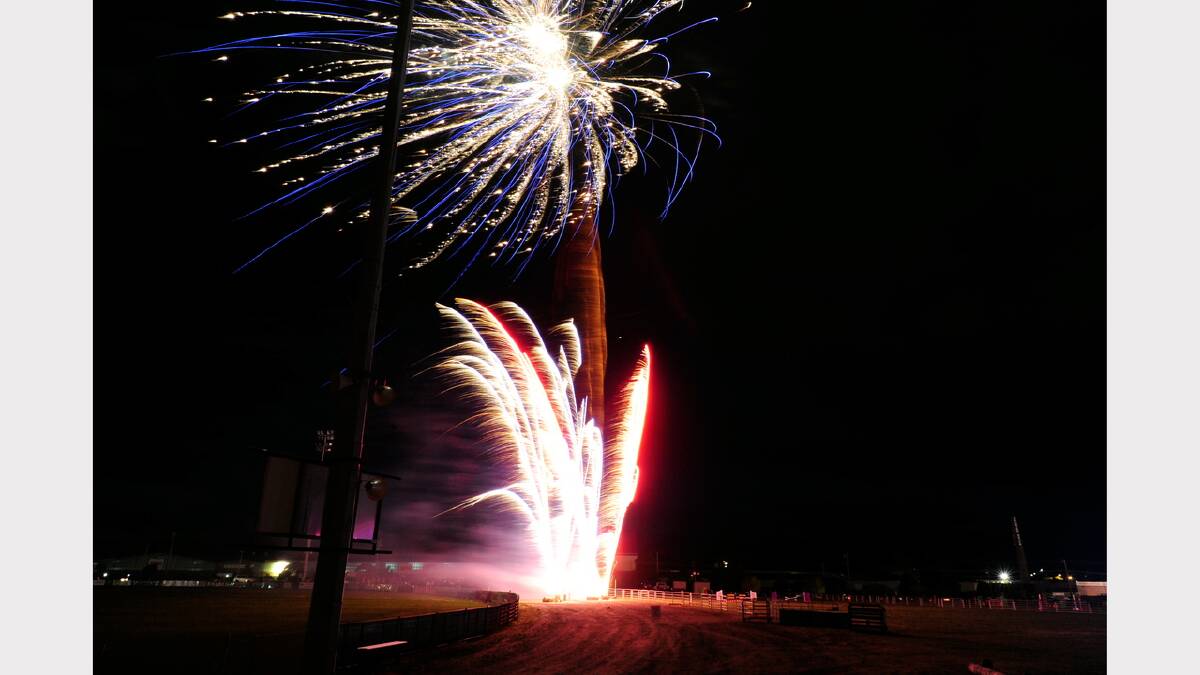 Ballarat Show Saturday night fireworks and rides PICTURE : JEREMY BANNISTER
