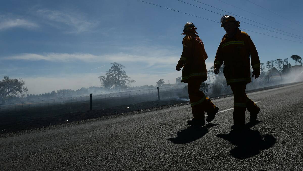 Grass Fire near Delacombe. PIC: ADAM TRAFFORD