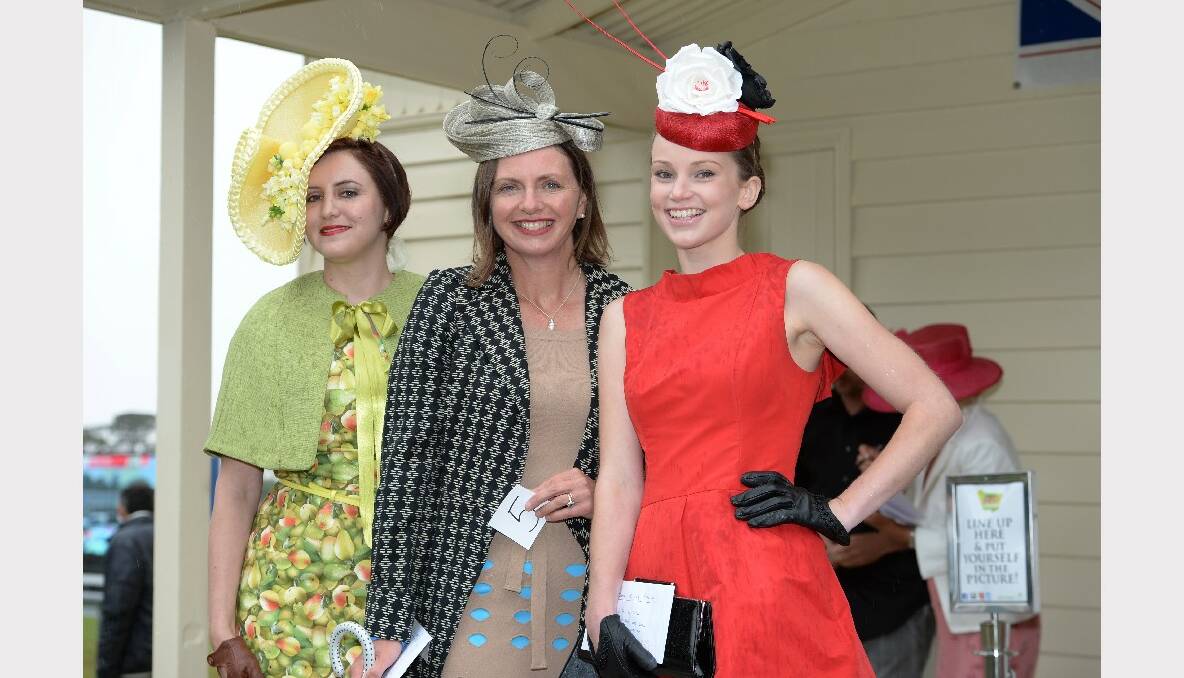 Brigette Cox of Bendigo, Janine Balharrie (Soldiers Hill) and Bonnie Cerchi (Melbourne). Fashions on the field