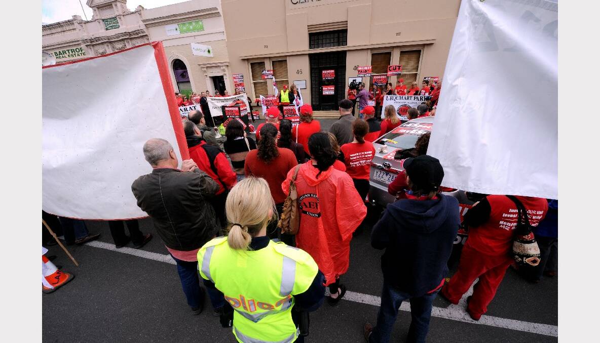 Ballarat teachers rally outside Simon Ramsay's office. PICTURE: JEREMY BANNISTER.