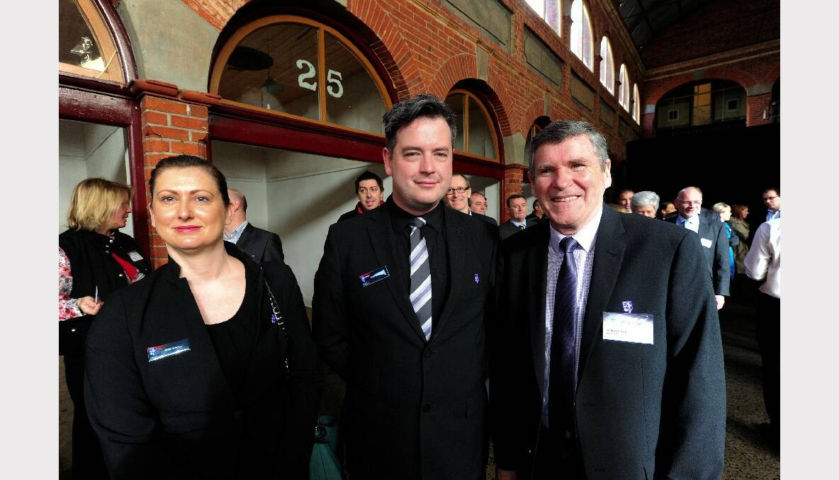  Abbi Crocker, Paul Spencer and Robert Kerr (Bank of Melbourne) 