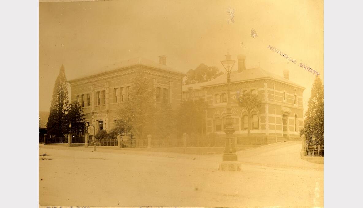 The Ballarat public library and police station east, circa 1890. SOURCE: GOLD MUSEUM, SOVEREIGN HILL.